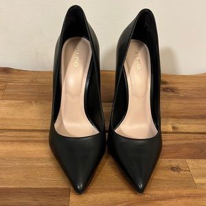 NWOB Aldo Black Heels